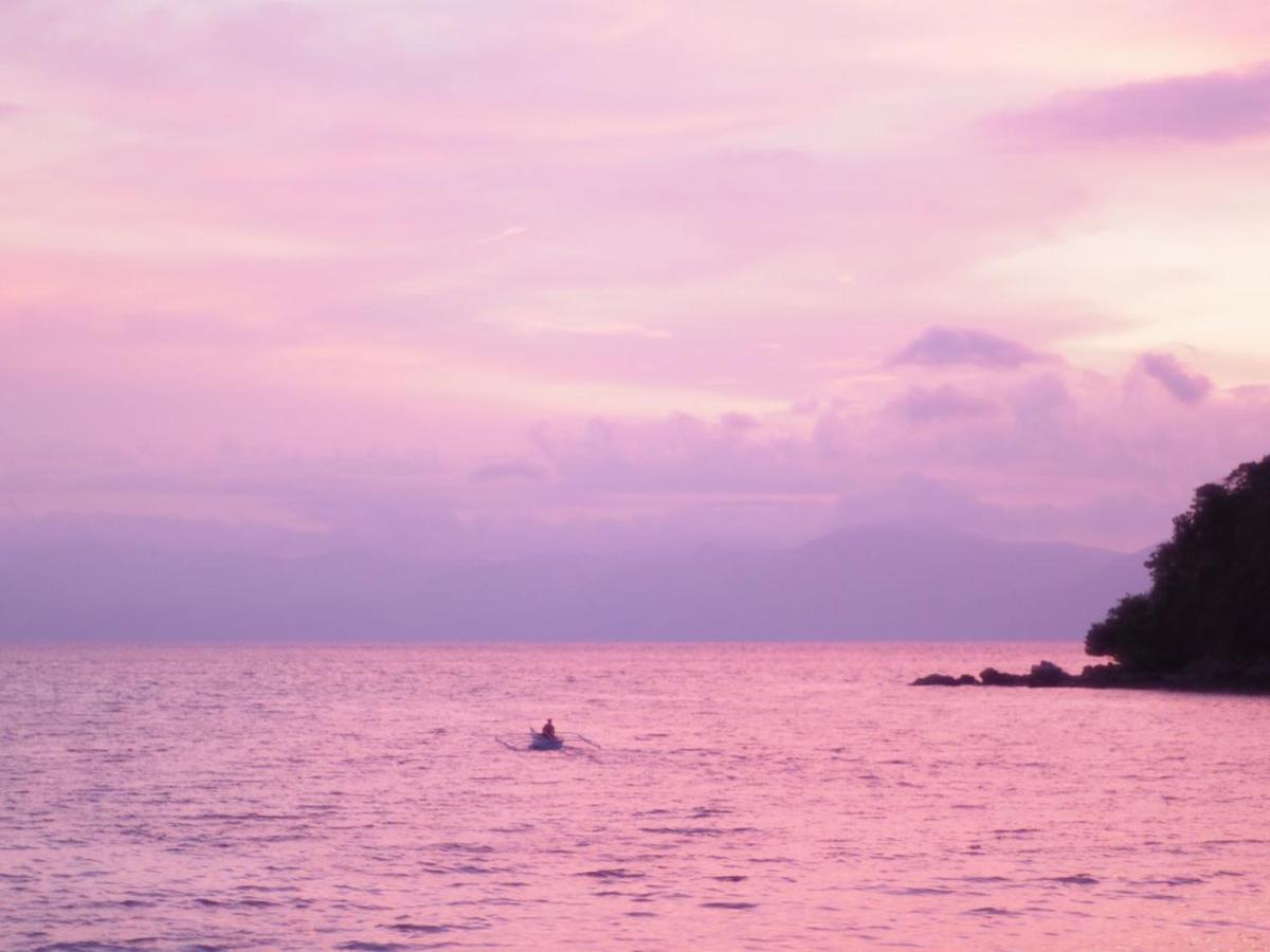 Romblon Beach And Dive Resort Exterior photo